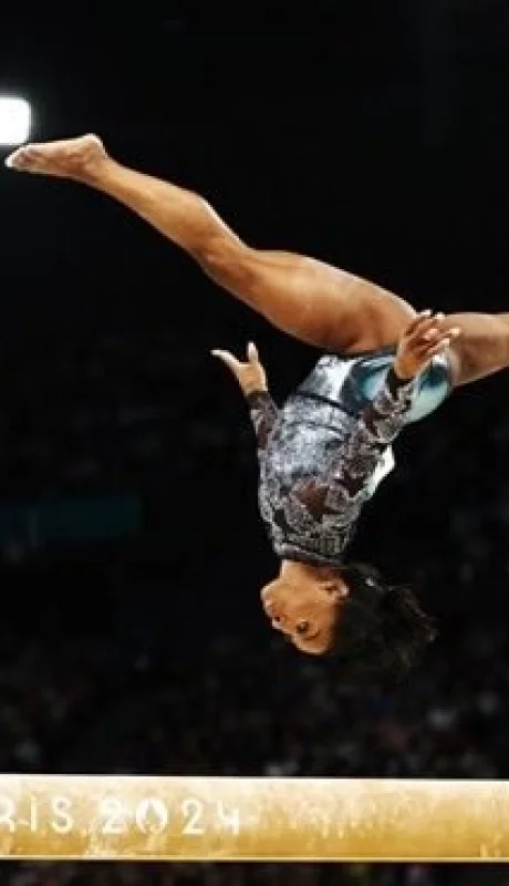 Simone Biles. Fuente X