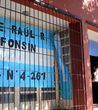 Escuela Raúl Ricardo Alfonsín