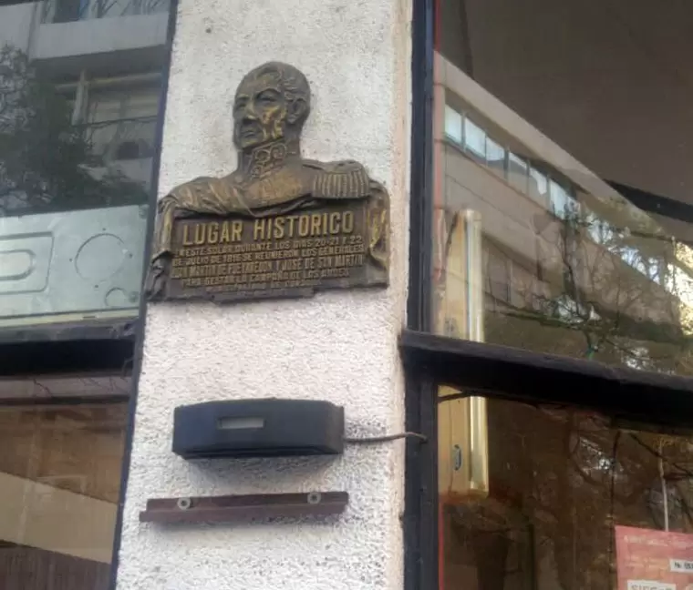 En este lugar ambos héroes mantuvieron la reunión secreta.