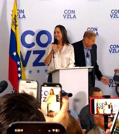 Corina Machado aseguró que tienen pruebas de un amplio triunfo, basándose en el 73,2% del total de las actas electorales