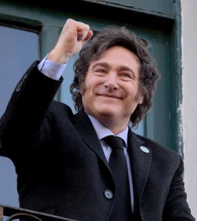 Otra encuesta para saber qué piensa la sociedad del Presidente Milei.