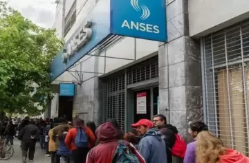 Se duplicó la cantidad de personas que cobra seguro de desempleo en el primer semestre