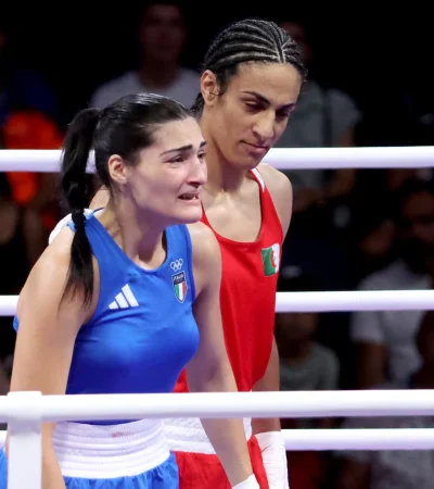 La italiana se retiró llorando del cuadrilátero.