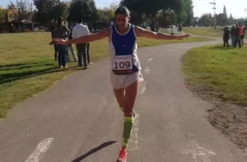 Cecilia, la mendocina que con su gesta solidaria correrá en París