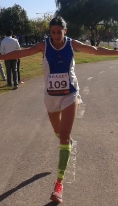 Cecilia, la mendocina que con su gesta solidaria correrá en París