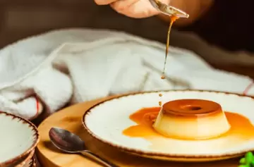 Así puedes preparar el mejor flan con dulce de leche