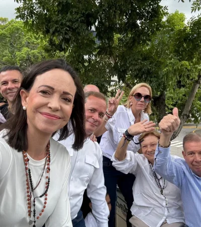 Los líderes opositores se repliegan/