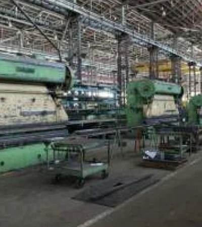 La recesión se esta sintiendo en las fábricas argentinas/