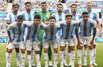 En un duelo caliente, Argentina y Francia definen el paso a semis en fútbol
