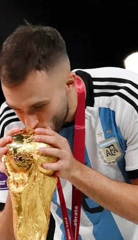 Germán Pezzella es el único futbolista del medio en integrar el Seleccionado Nacional