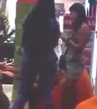 La familia vio una foto de un nene en un shopping de Barranquilla, Colombia y dice que es igual a Loan.