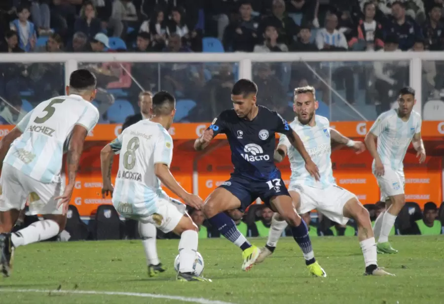 Atlético Tucumán triunfó ante Independiente Rivadavia