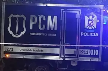Encuentran cuerpo en descomposición e investigan si es de una mujer desaparecida