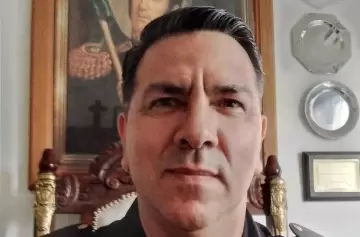 Un policía murió cuando perseguía al ladrón que robó en su casa