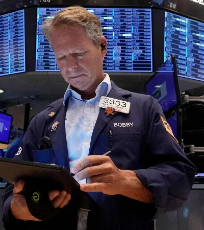 Los escenarios posibles tras la caída de las bolsas en el mundo, según los expertos