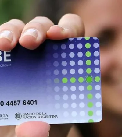 El Gobierno nacional eliminó la exclusividad de la SUBE para el transporte