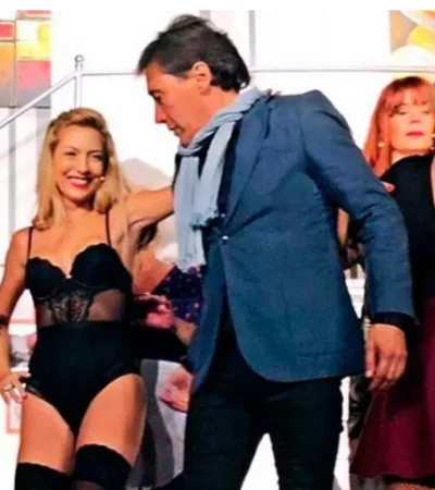 Fabiola Yañez compartió escenario con Fabián Gianola en una obra de teatro.