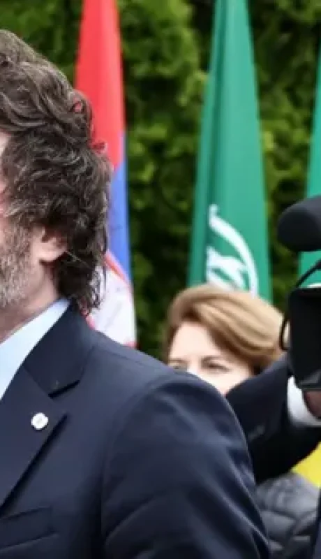 Javier Milei y Gabriel Boric van de la mano respecto a Venezuela