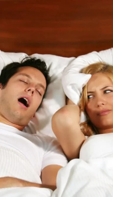 La alarmante conexión entre los ronquidos y enfermedades cardiovasculares