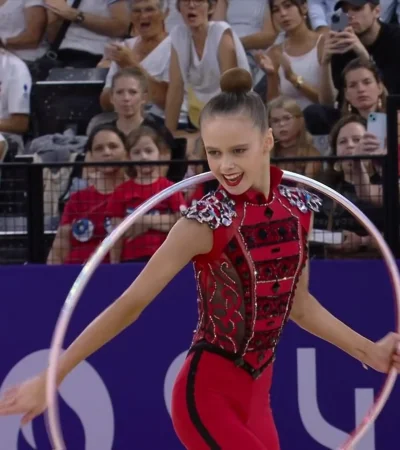 Taisiia Onofriichuk la rompió en París