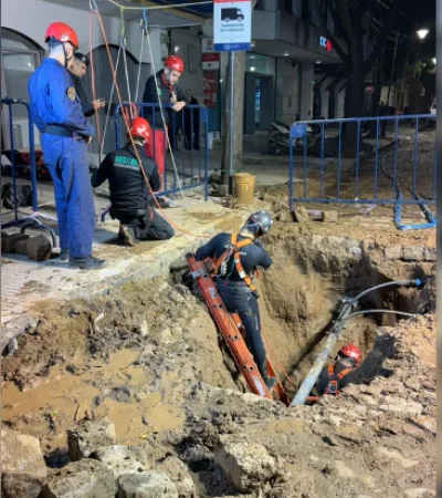 La fiscal Carolina Asprella y el fiscal general adjunto, Patricio Ferrari, buscan identificar a los obreros que realización del túnel.