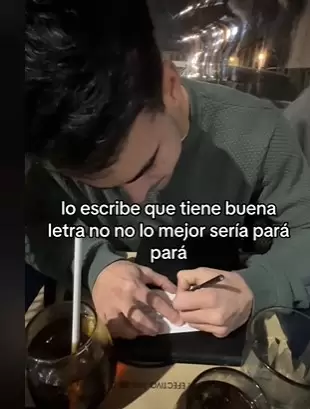 Escribiendo la invitación.