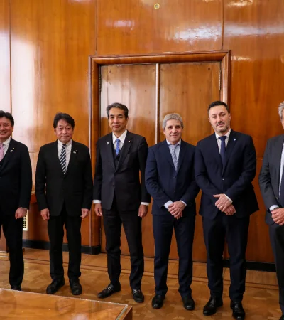 Reunion con representantes japoneses.