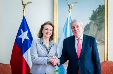 Mondino y van Klaveren marcan lineamientos estratégicos de comercio