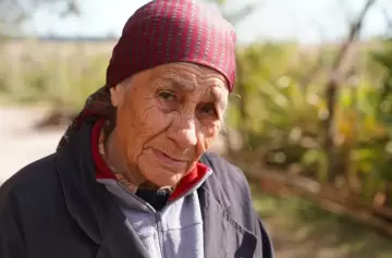 La abuela de Loan aseguró que vendió sus tierras por miedo a que sus hijos se las saquen