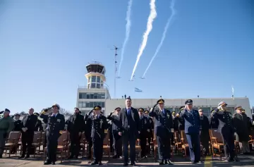 Luis Petri contundente: "lo más importante son ustedes"