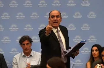 Lapidaria opinión de Francos sobre la visita de diputados a los represores en Ezeiza