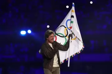 Tom Cruise deslumbró en la clausura de los Juegos Olímpicos de París 2024
