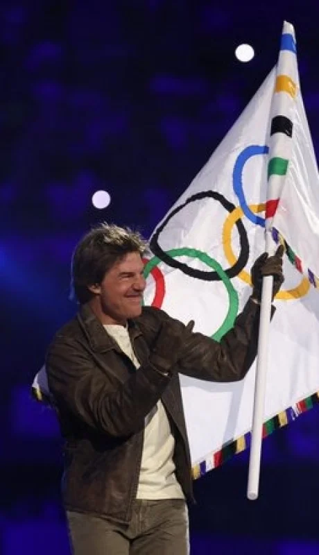 Tom Cruise en el cierre de los Juegos Olímpicos