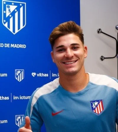 Julián Álvarez pasó la revisación médica del Atlético de Madrid