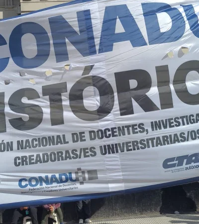 Paro docente universitario: el desafío de 72 horas a Milei por la ley vetada