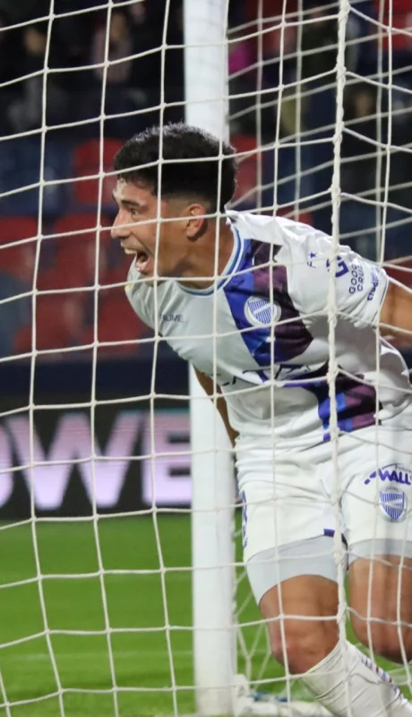 Salomón volvió a anotar.