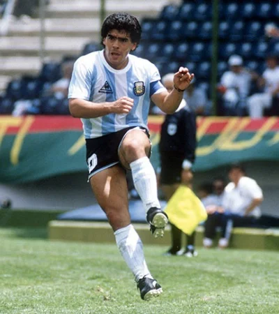 Diego Armando Maradona.