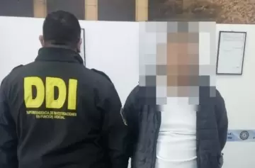Detienen a sospechoso de asesinar a su pareja y abusar de la hija adolescente