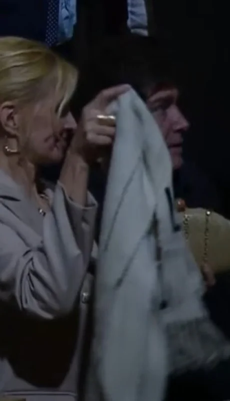 Milei y Yuyito blanquearon su romance con un beso en público