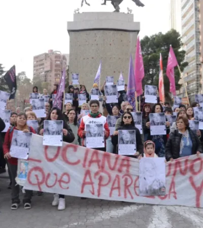 En jurisdicción de la Comisaría Segunda de Neuquén, muy lejos de la zona de búsqueda, encontraron una mochila celeste que es investigada.