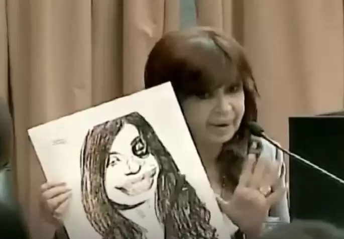 Cristina Fernández mostró la caricatura que le hizo Sábat, al que acusó de mafioso