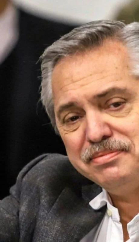 Fernández, alejado del peronismo./