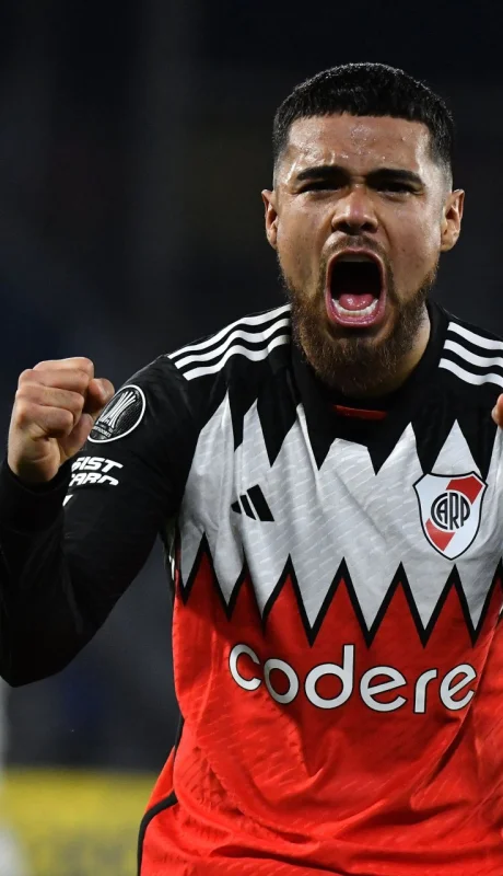 La euforia de Paulo Díaz tras anotar el gol riverplatense.