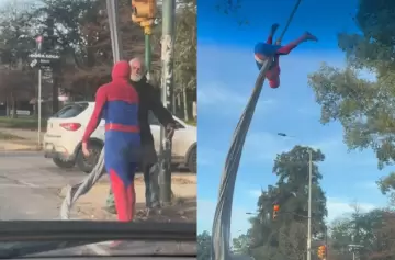 El Spider-Man charrúa que hace tela acrobática en el semáforo