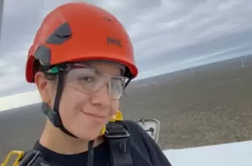 Bianca Vilca, la joven pionera en el mantenimiento de aerogeneradores