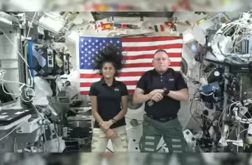 ¿Y si los astronautas varados en el espacio no vuelven a la Tierra?