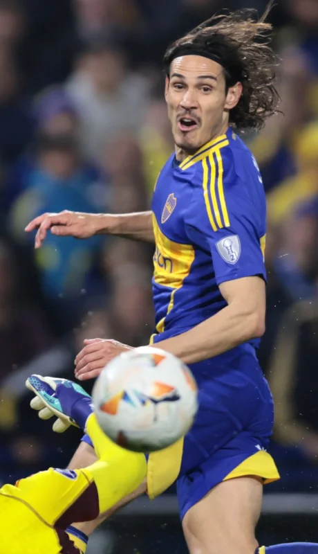 Gran definición de Cavani.