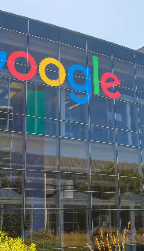 Acciones de Google cayeron más del 2% tras conocerse la decisión de la Justicia de Estados Unidos.