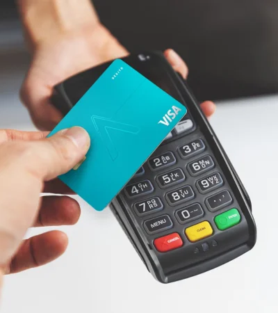 Crecen los pagos con las tarjetas