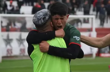 La alegría es solo Botellera: triunfazo de Maipú ante Patronato